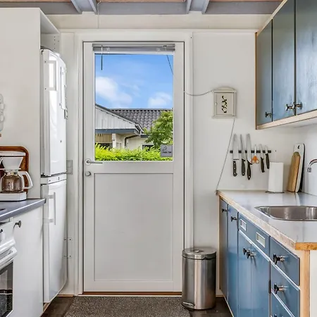 Nielsine - 250m From The Sea By Interhome Hejls