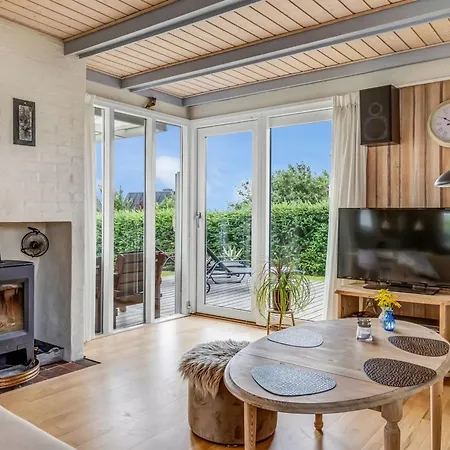 Nielsine - 250m From The Sea By Interhome *