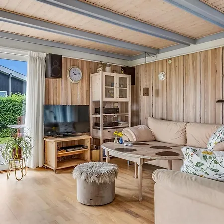 Nielsine - 250m From The Sea By Interhome Hejls